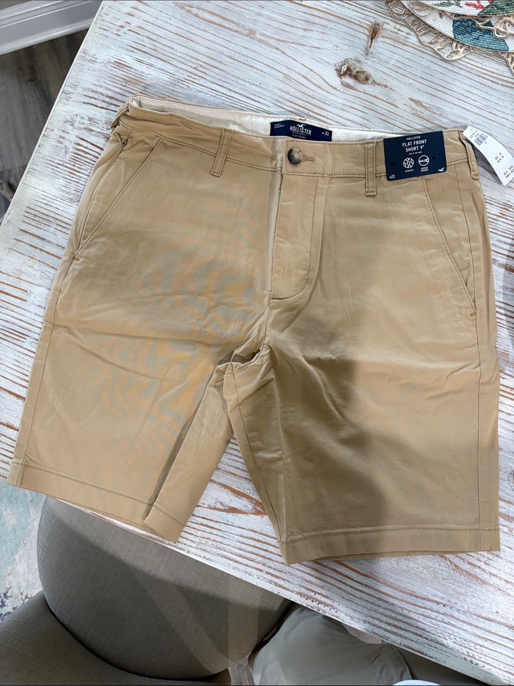 Hollister Men's Flat Front Shorts - Tan